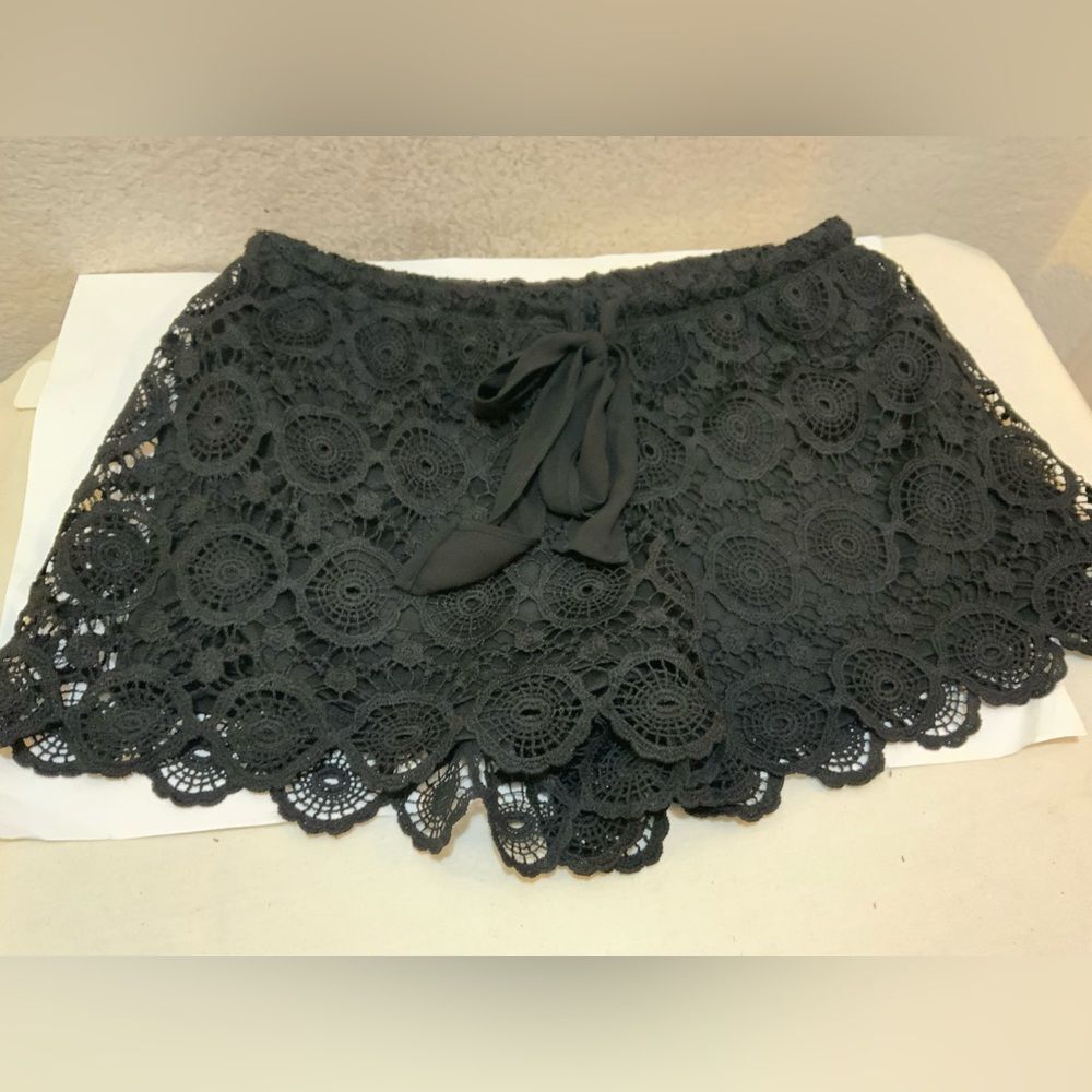 Lace Black Boutique Shorts with Bow size M